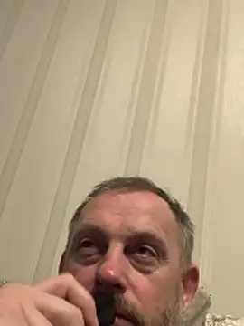 Show modela Frosl na web-kameri