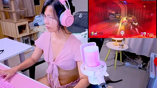 Kana_G Chat XXX in diretta