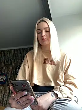 Sextazy Live XXX Chat