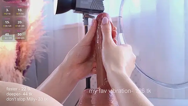 دردشة milly_shy الجنسية المباشرة