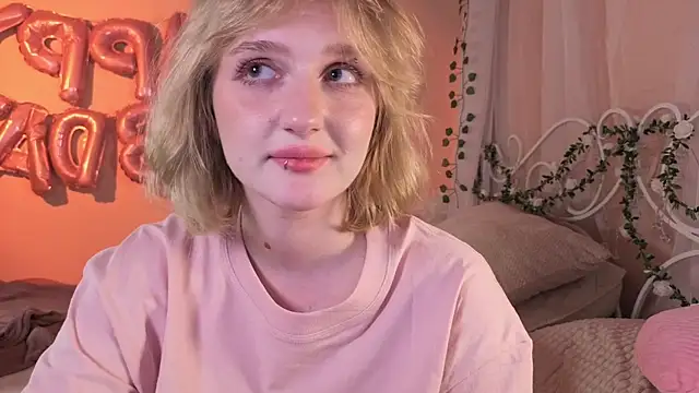 ELLIEJAY's Live XXX Chat