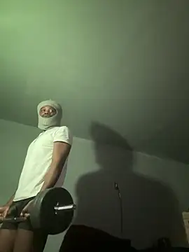 Show modela MIGHTYDEMONXXX na web-kameri