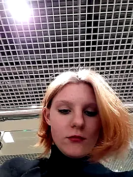 NinaParri's Live XXX Chat