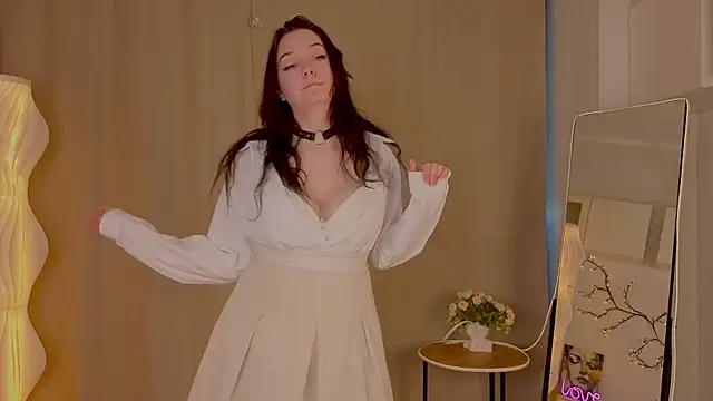 KaraNeagle Chat XXX in diretta