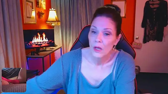 Jujutopia Chat XXX in diretta