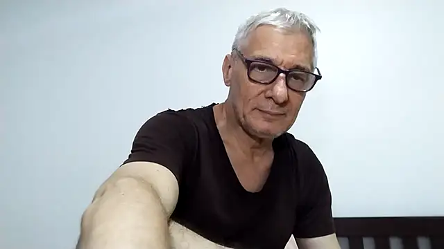 BIGUNCUTHARDCOCK – webcam-show