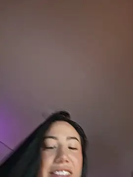 helena_smith Adlı Modelin Canlı XXX Sohbeti