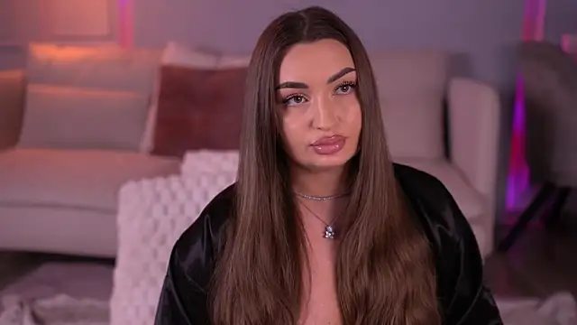 MillaSerene Chat XXX in diretta