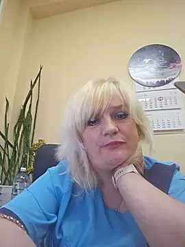 Chat XXX en directo de AliceStar333