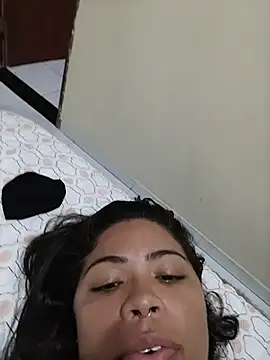 Show de IndiaPozuda_ na webcam