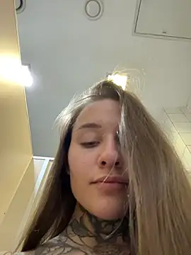 Chat XXX en directo de KishaMur