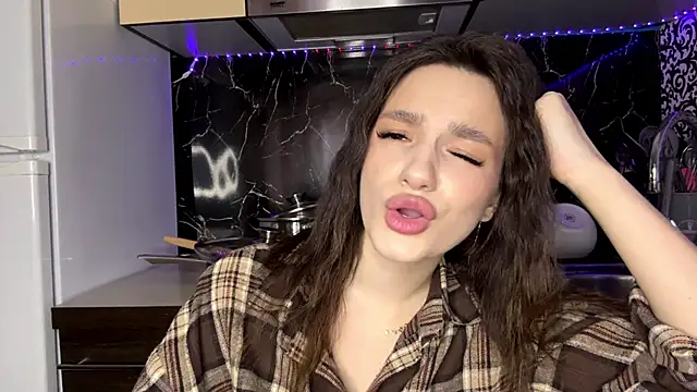 Chat +18 de Kosandra_k ao vivo