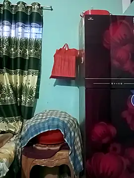 Sumi-roy's Live XXX Chat