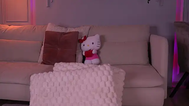 MillaSerene's Live XXX Chat