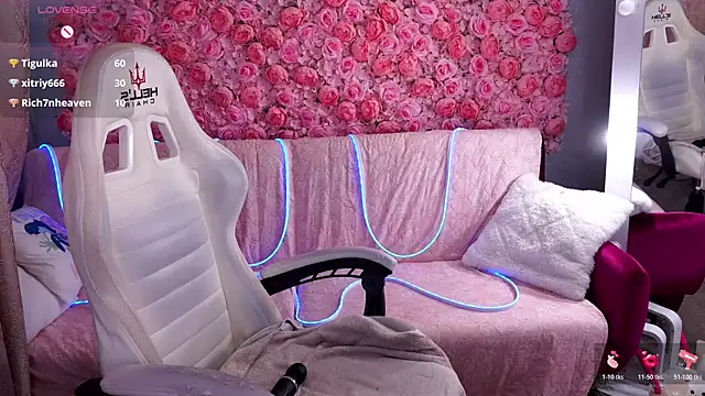 แชท XXX สดของ CarolinaaFoxyyy