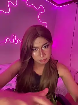 _CandyTwink_: διαδικτυακό σόου στην κάμερα