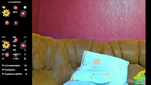 Show modela Boni_NeLL__ na web-kameri