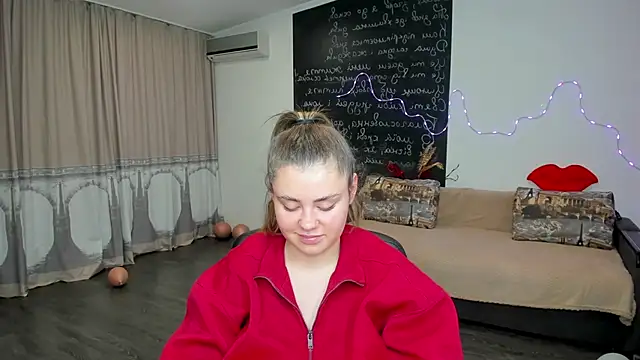 IsabellaBler Adlı Modelin Canlı XXX Sohbeti