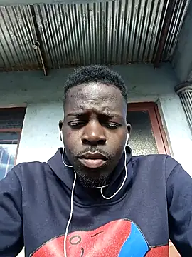 Show modela Choco_Boy_Big_Dick na web-kameri