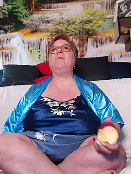 QueenPammy1 Chat XXX in diretta