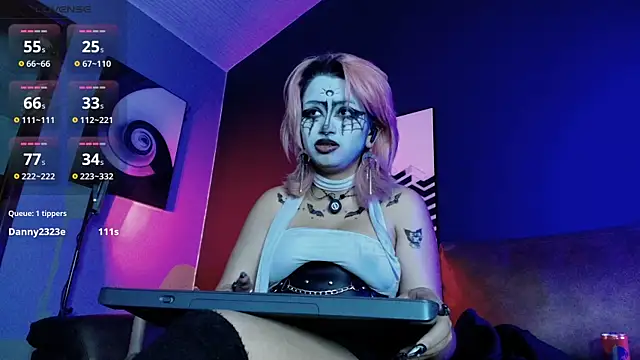 Chat +18 de Navier__ ao vivo