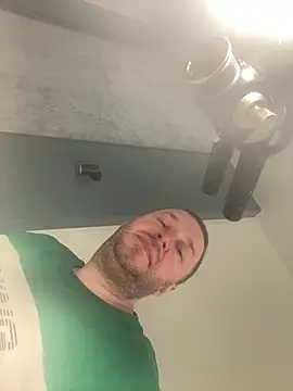 XXX chat uživo modela DorianJeday