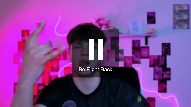 Онлайн чат XXX travis_wolf_