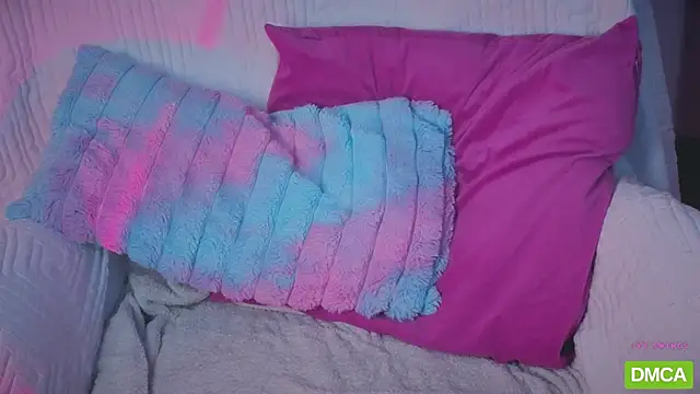 Chat +18 de ivyswings ao vivo