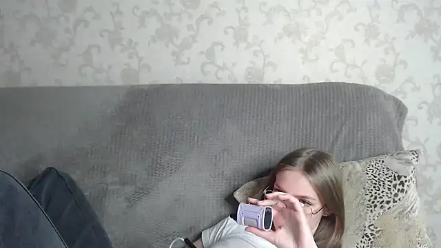 Chat +18 de HitGyrl ao vivo