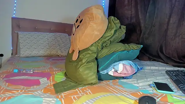 exotis_tiahara777 Pertunjukan Webcam