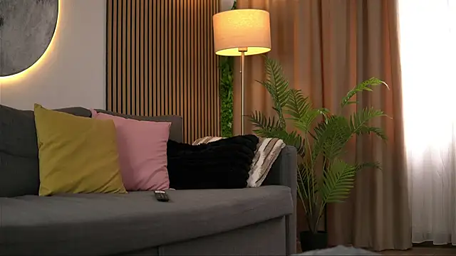 WhitneyAndrews Adlı Modelin Canlı XXX Sohbeti