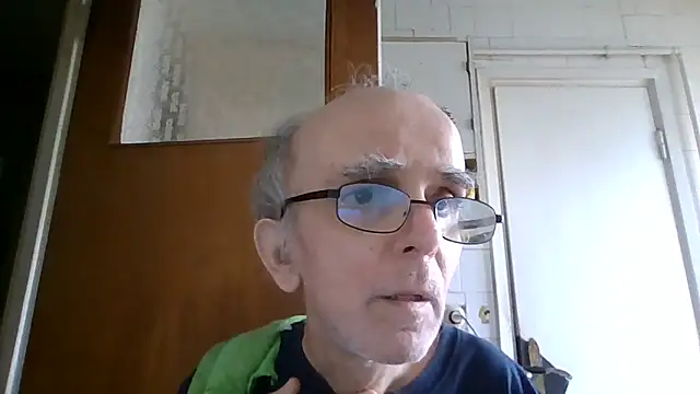 mariusica1@xh Live XXX-chat