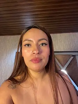 Adarha_RamirezのライブXXXチャット