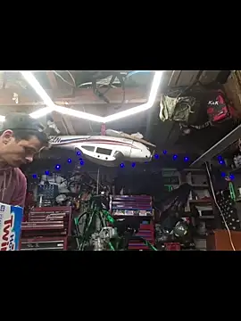 twistafatpipe's Webcam Show