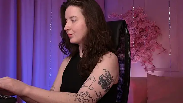 JackieByrd's Live XXX Chat