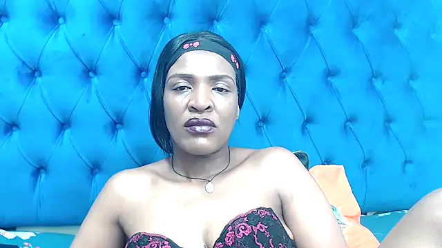 SpicyQueenxxxx Adlı Modelin Canlı XXX Sohbeti