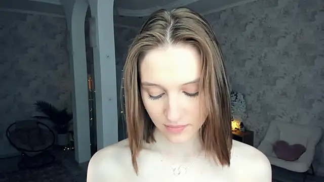 LianneBynon webcam show