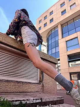 Kamorana Adlı Modelin Canlı XXX Sohbeti