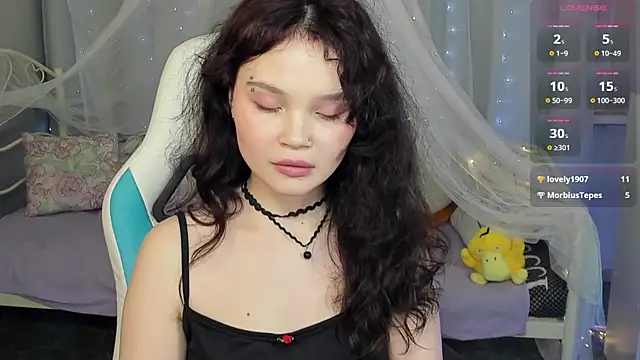 EmilyChaves: онлайн-секс-чат