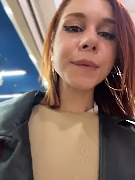 RosieSecret's Live XXX Chat