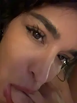 Zeravina's Live XXX Chat