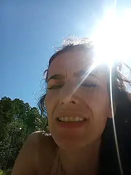 Lolaa92i webcam show