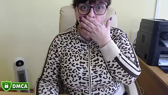 Živý XXX chat BrandiOhNight