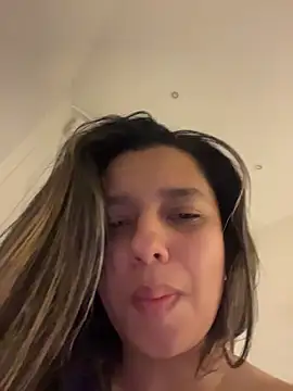 Lusty_Lunaa live XXX chat