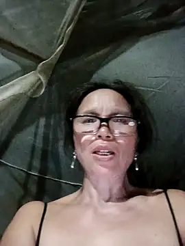 Tina6886: απευθείας συνομιλία ΧΧΧ