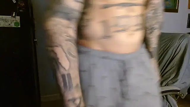 bobbybacala91: διαδικτυακό σόου στην κάμερα