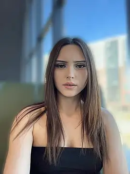 دردشة AnitaFly الجنسية المباشرة