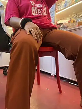 Ishikaranaa 即時 XXX 聊天