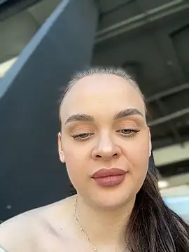 KristiRich 即時 XXX 聊天