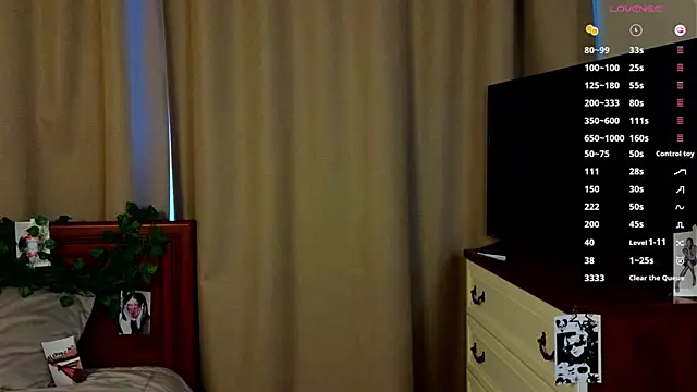 Chat XXX en directo de GushyClowning